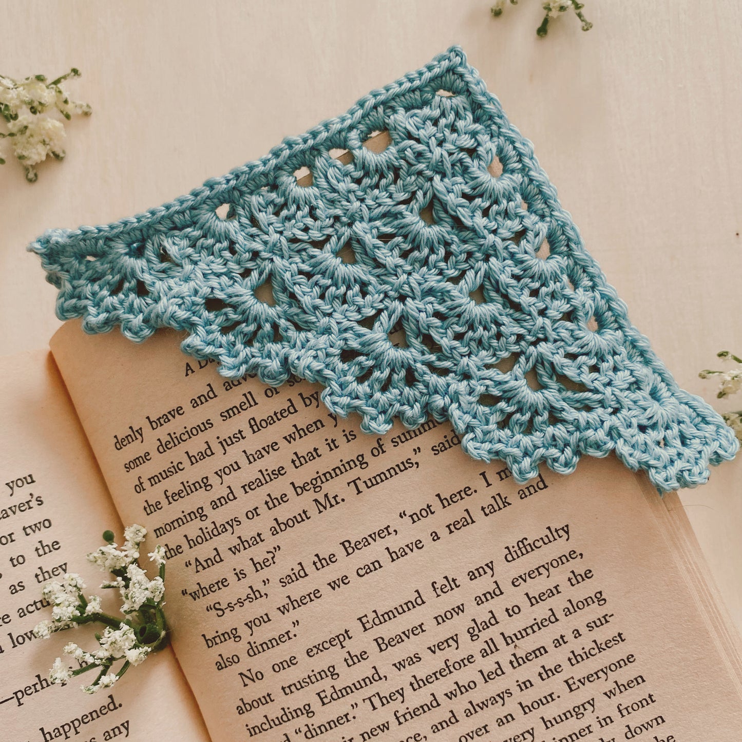 Lacey Lace Corner Bookmark